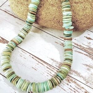 Tahiti Waters Shell Necklace
